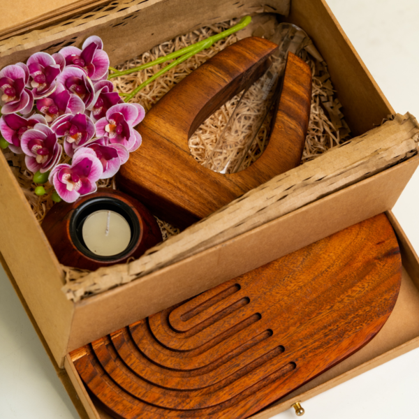 The nature luxe hamper